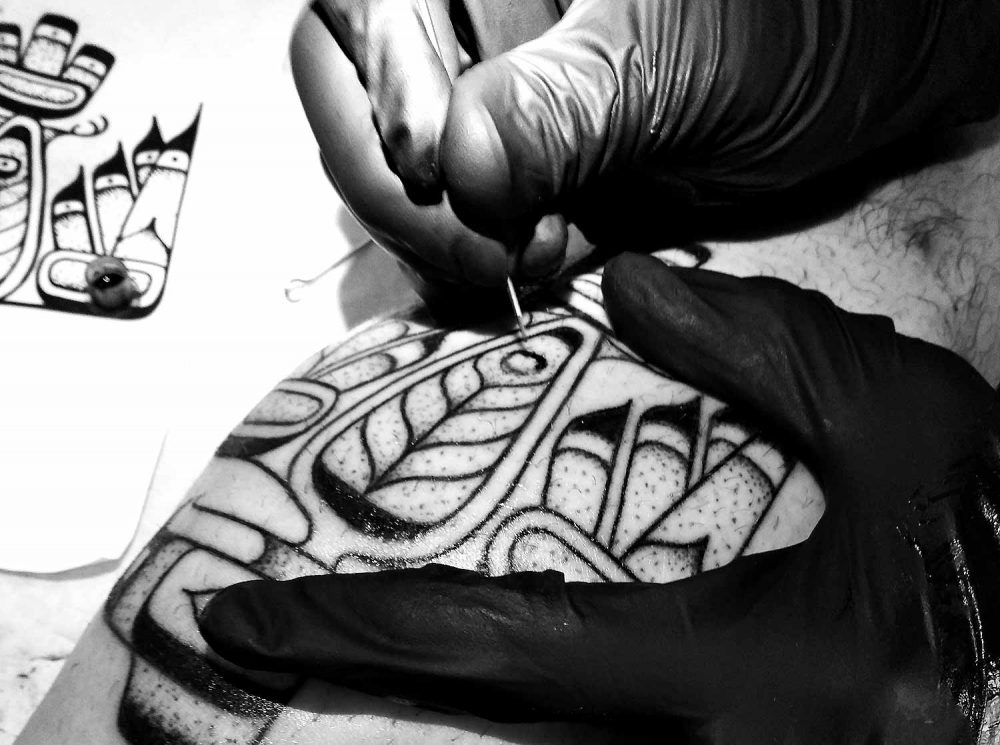 Tatouage Handpoke