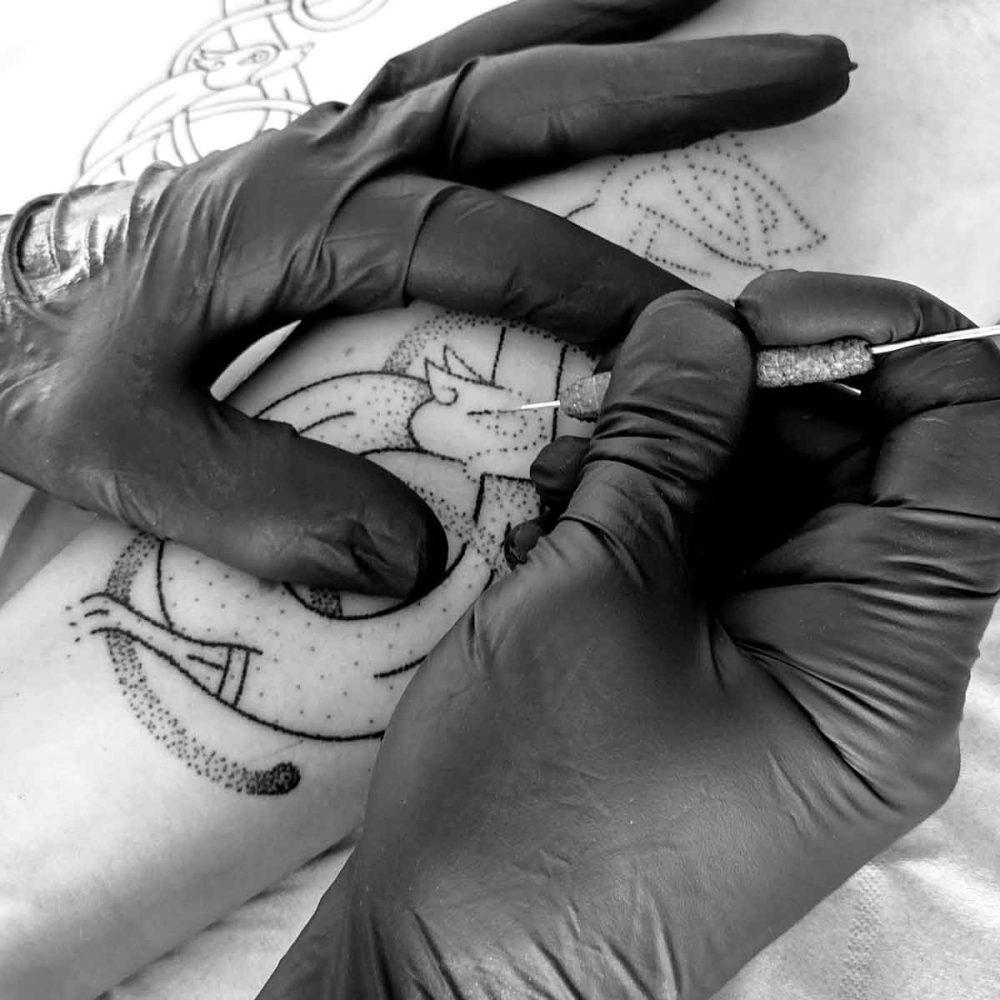 Tatouage Handpoke Tattoo