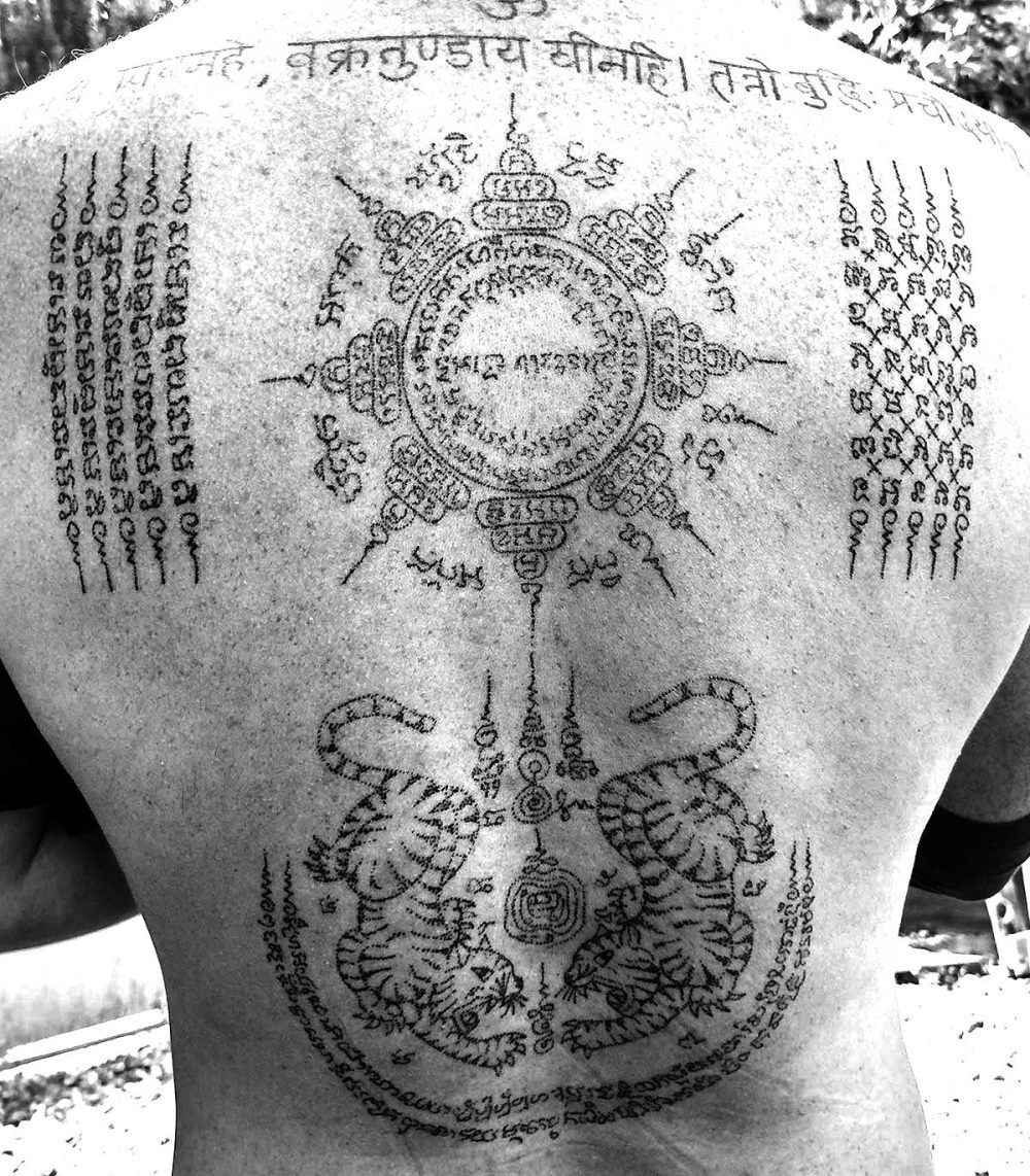 Tatoueur Handpoked France