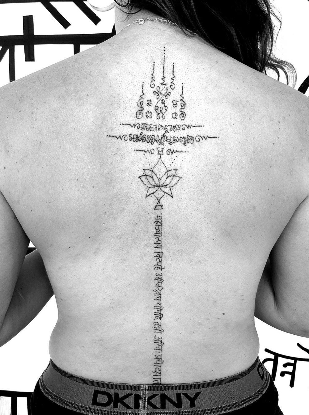 Tattoo Tatouage Colonne Vertebrale